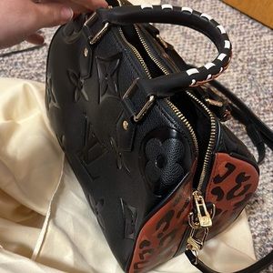 Never used Louis Vuitton cheetah speedy wild at heart